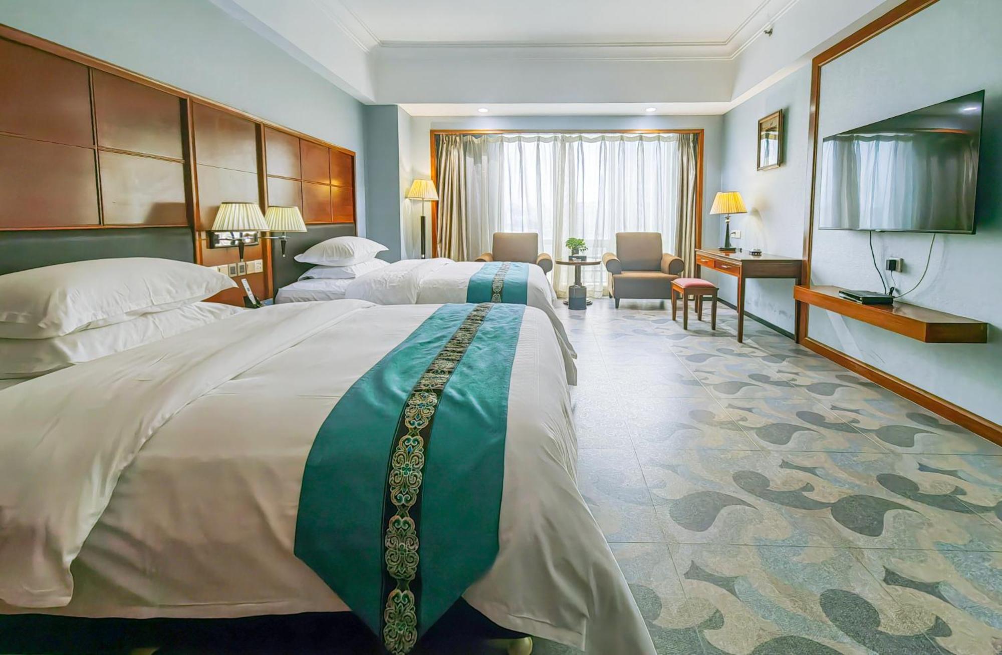 Gladden Hotel Jiangmen Exterior photo