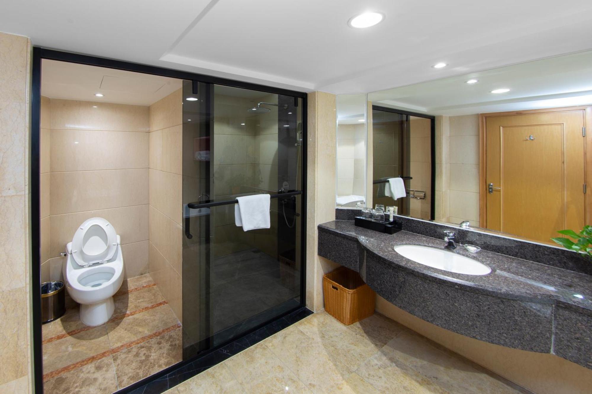 Gladden Hotel Jiangmen Exterior photo