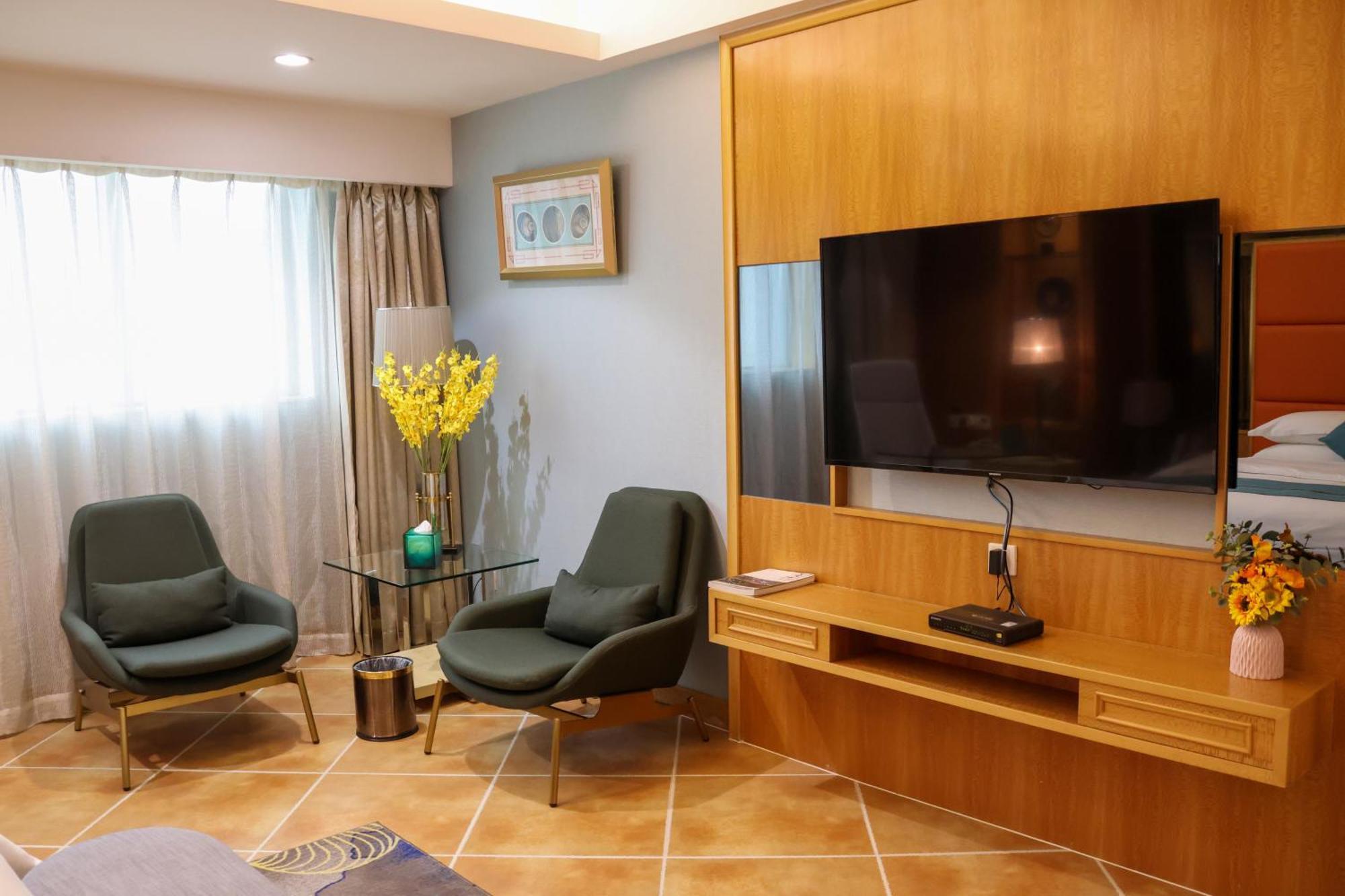 Gladden Hotel Jiangmen Exterior photo