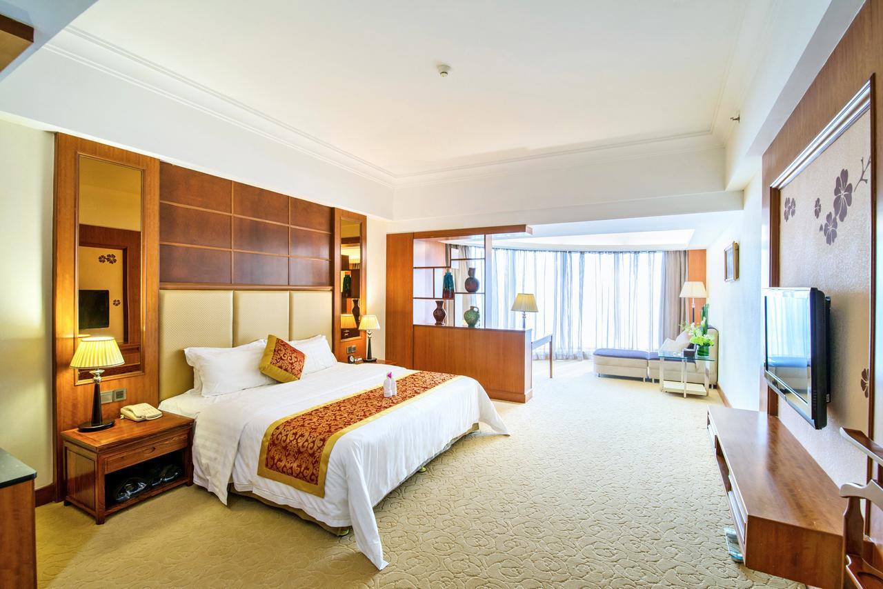 Gladden Hotel Jiangmen Exterior photo