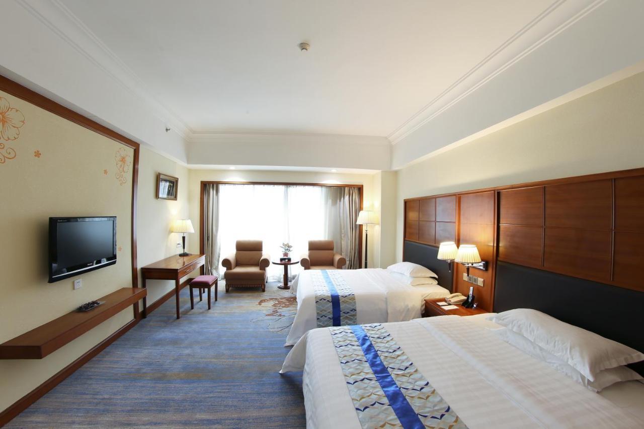 Gladden Hotel Jiangmen Exterior photo